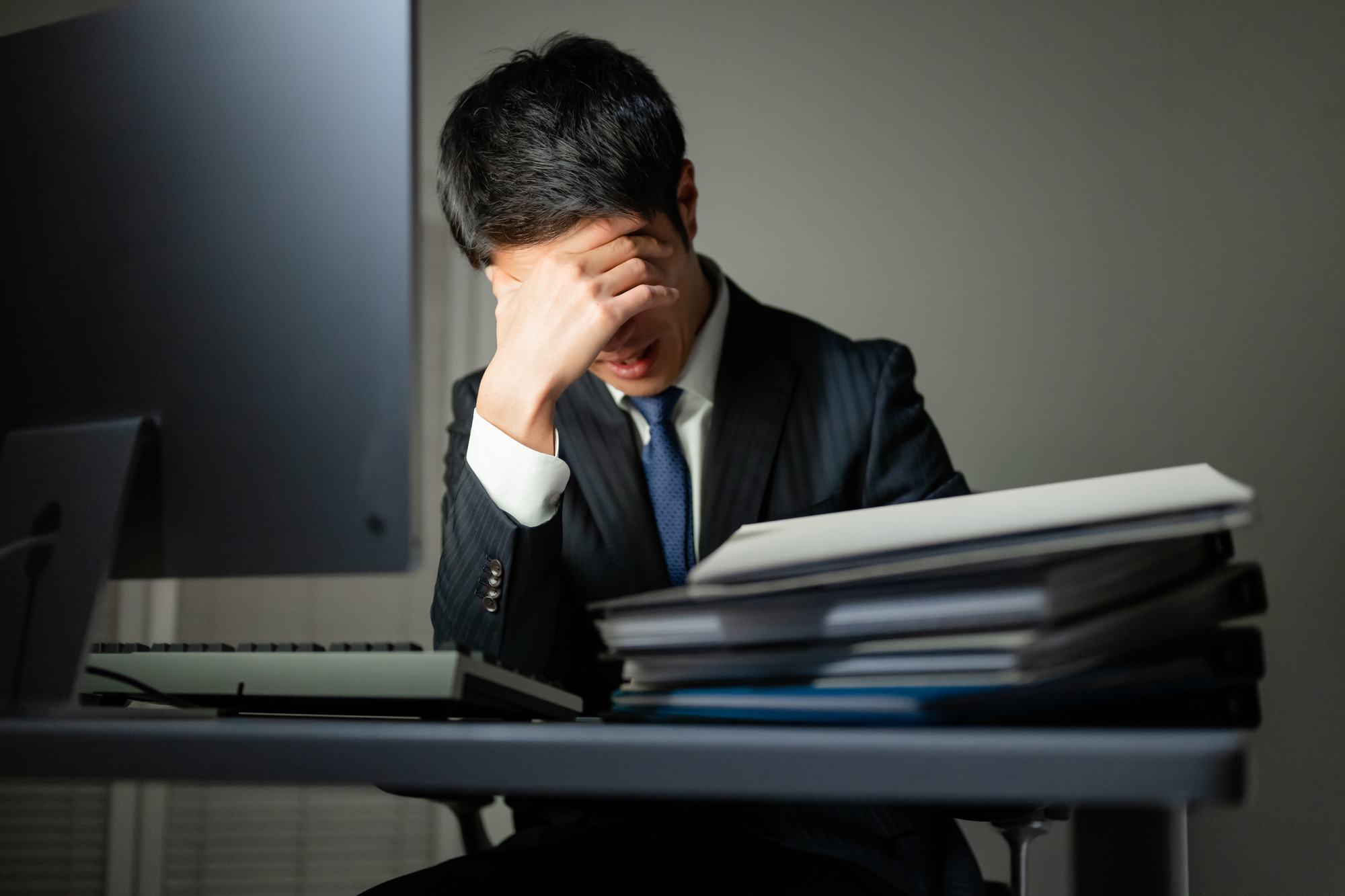 長時間労働は改善できる? 長時間労働の基準や原因、具体的な対策について解説