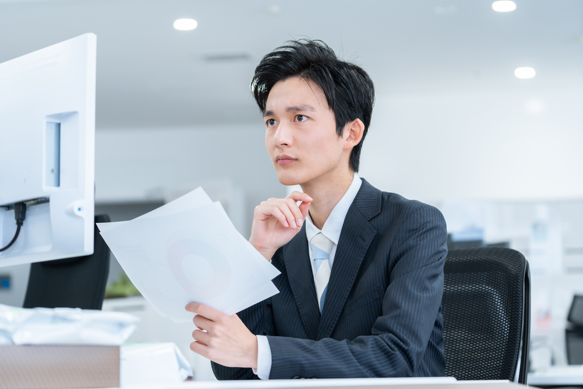 ストレスチェックの報告書作成について　労基署への提出書類と衛生委員会での報告内容を解説